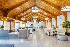 Buckeye Care front desk and lobby